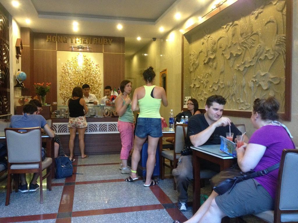 Hong Thien Ruby Hotel Хюе Екстер'єр фото