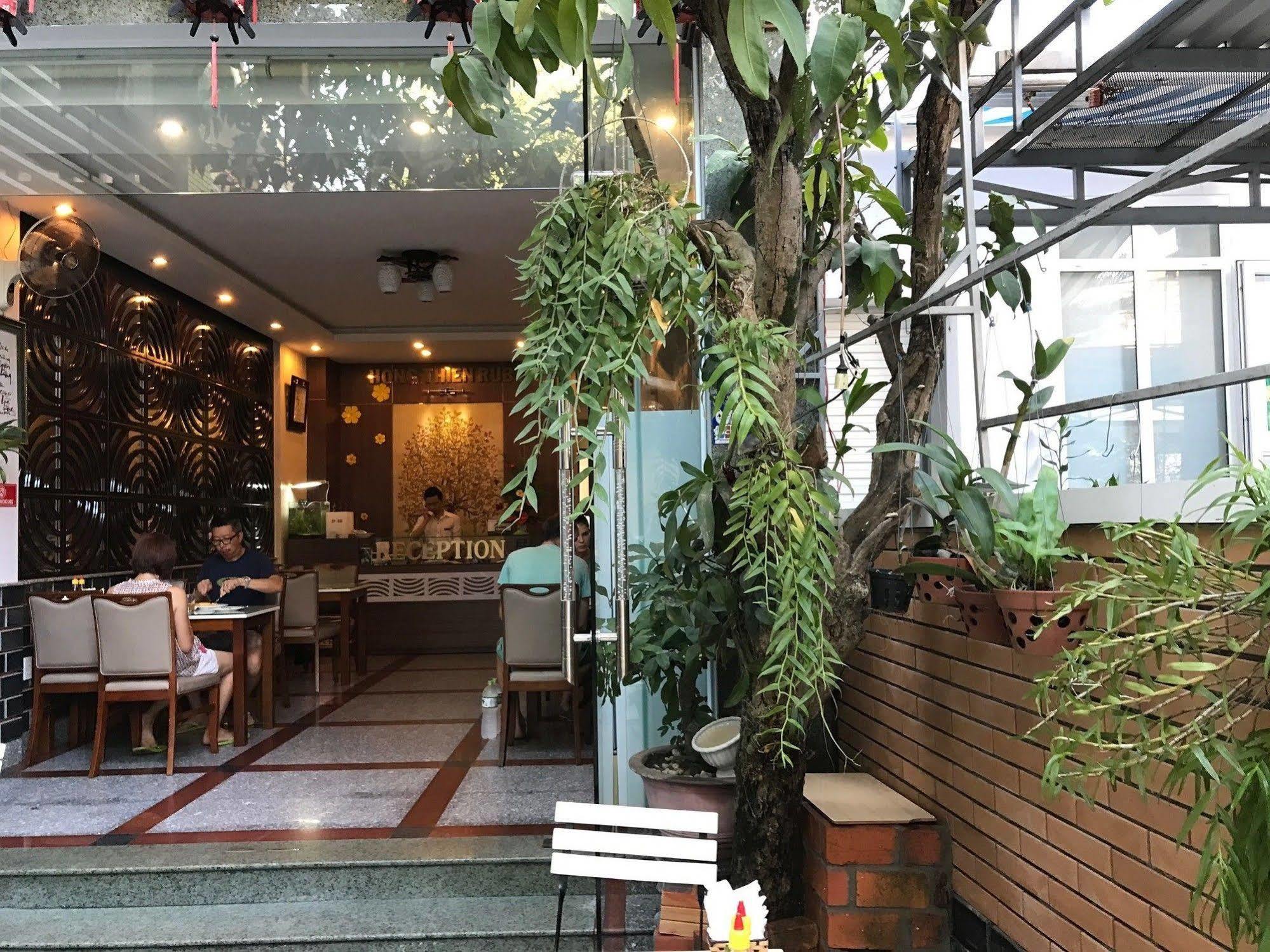 Hong Thien Ruby Hotel Хюе Екстер'єр фото