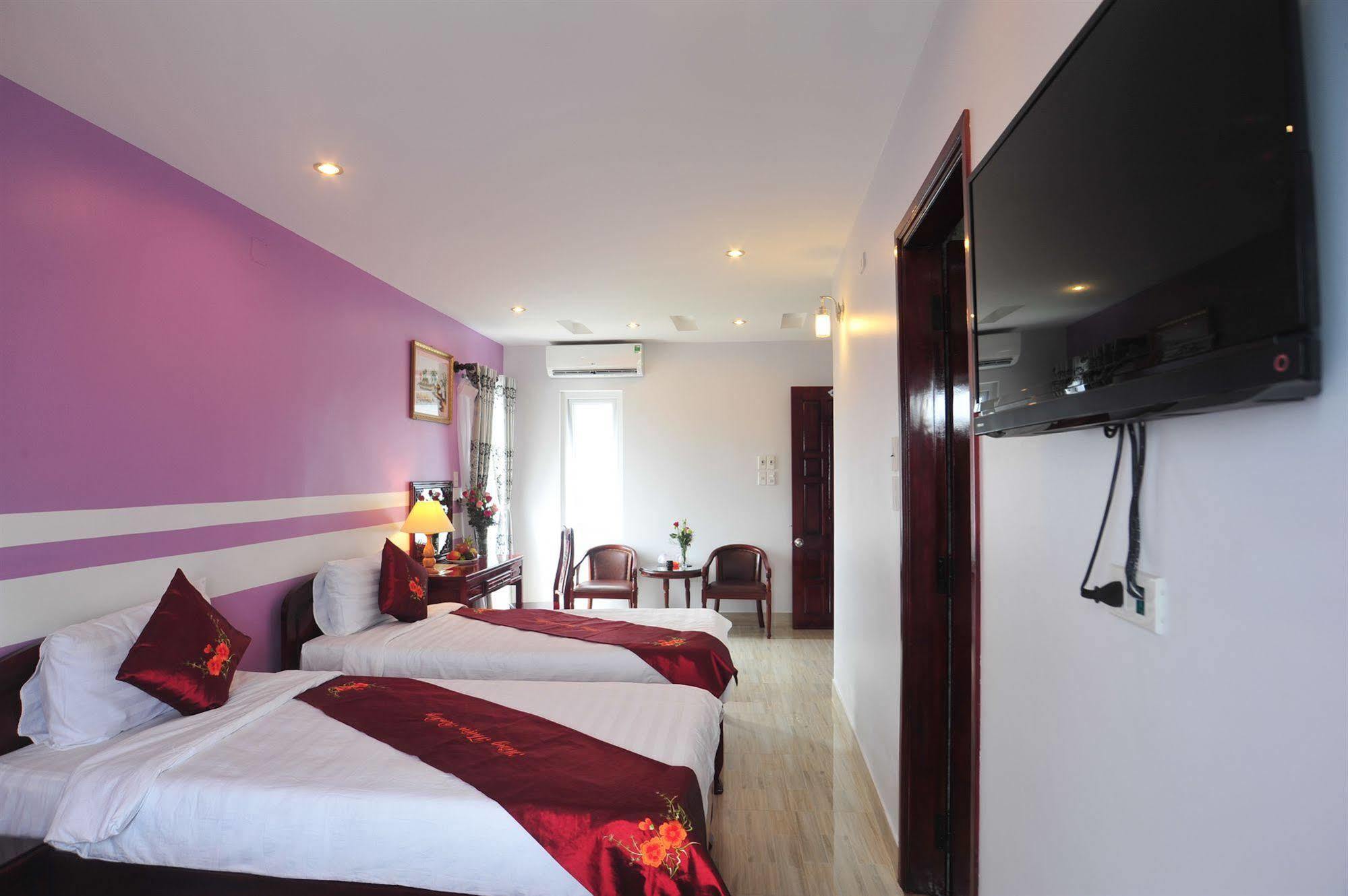 Hong Thien Ruby Hotel Хюе Екстер'єр фото