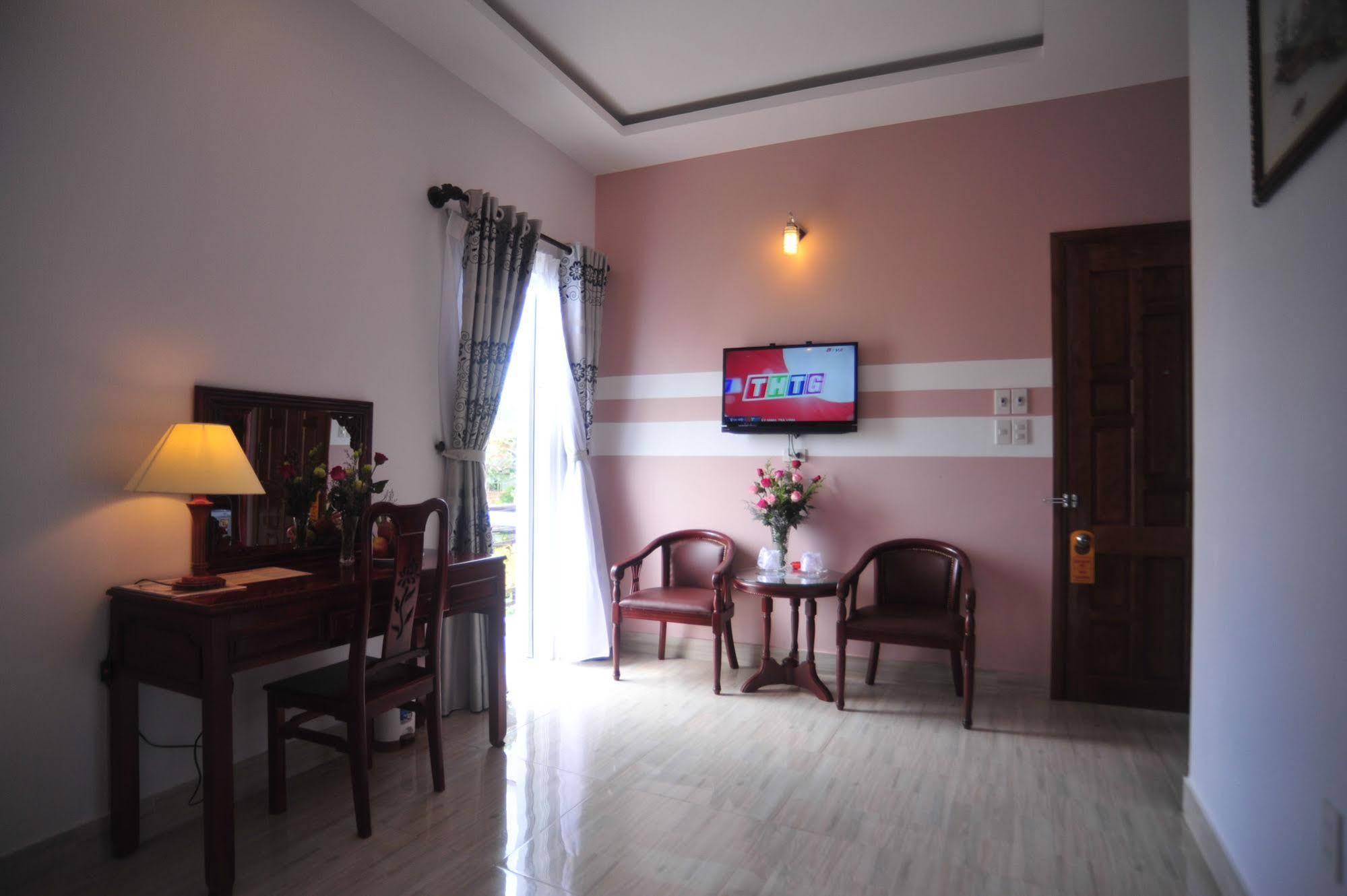 Hong Thien Ruby Hotel Хюе Екстер'єр фото
